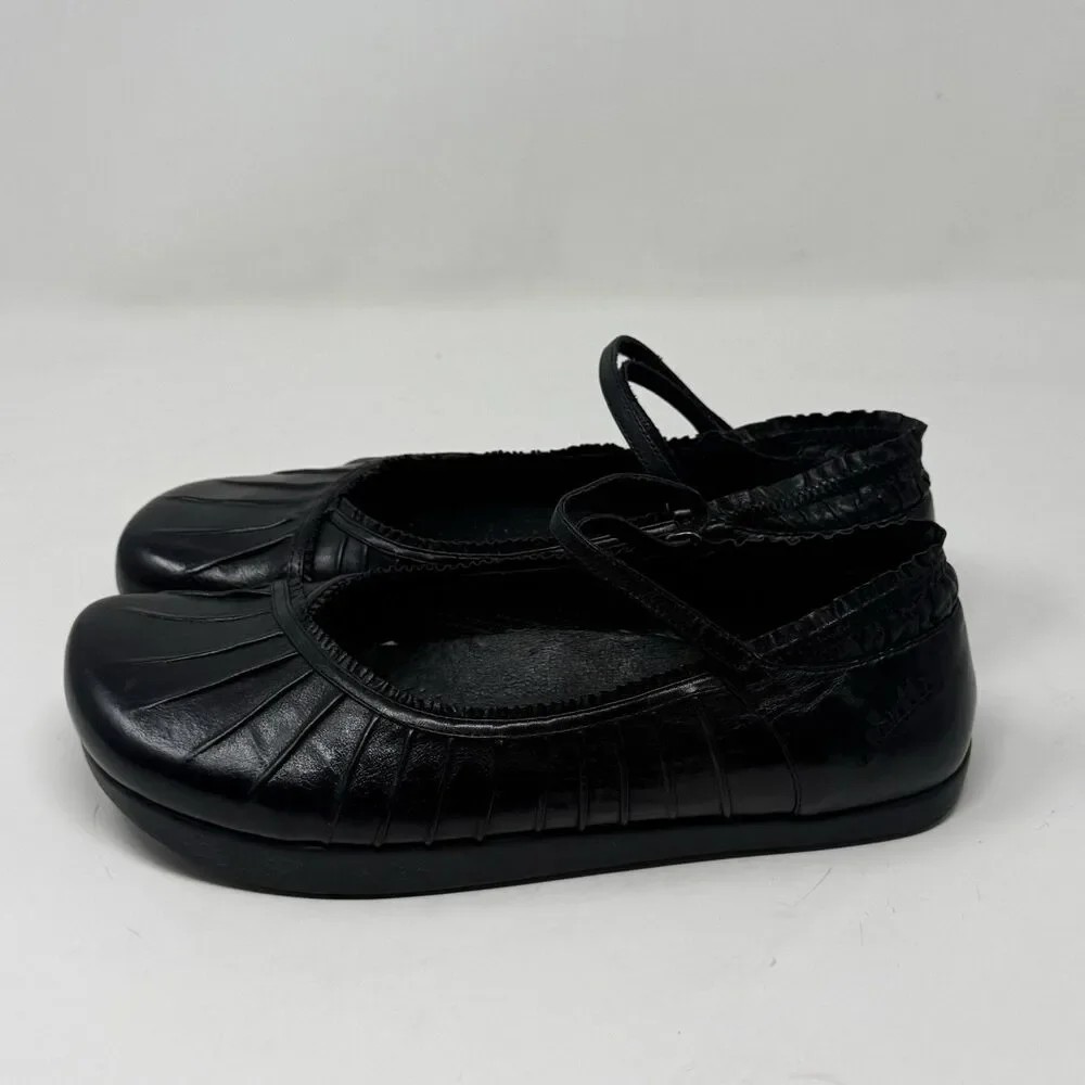 Earth Kalso Pirouette 3 Shoes Womens 9.5 Black Leather Mary Jane Scalloped Boho
